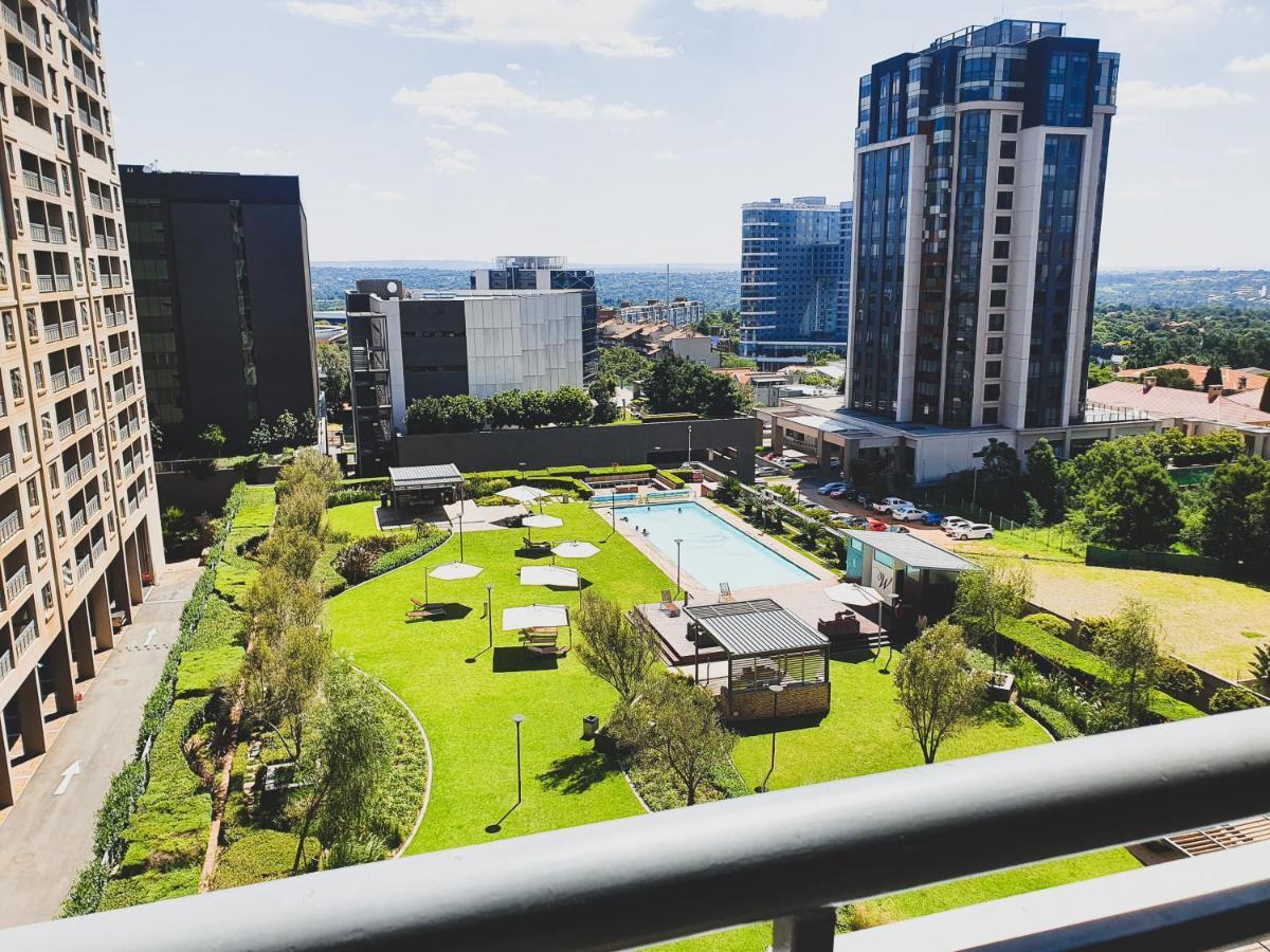 Westpoint Sandton Apartments Johannesburg Dış mekan fotoğraf